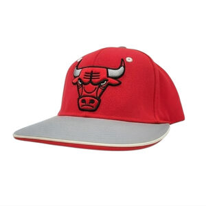 Adidas Chicago Bulls Snapback Flat Brim Cap Red Gray